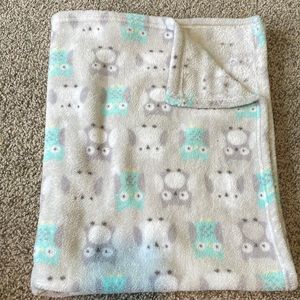 Baby Grey Owl Blanket